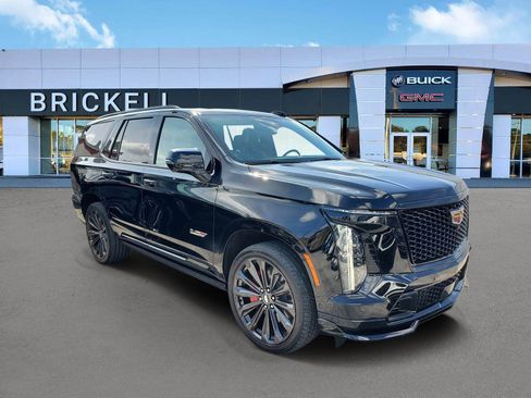 Used 2025 Cadillac Escalade V w/ LPO, Floor Liner Package AWD/4WD image 2