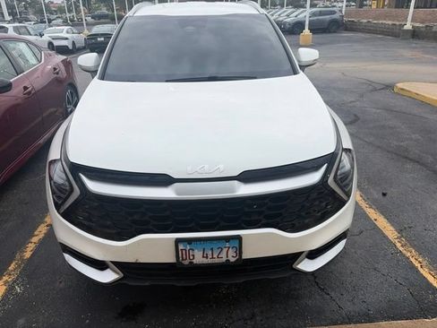 Used 2024 Kia Sportage EX AWD/4WD image 1