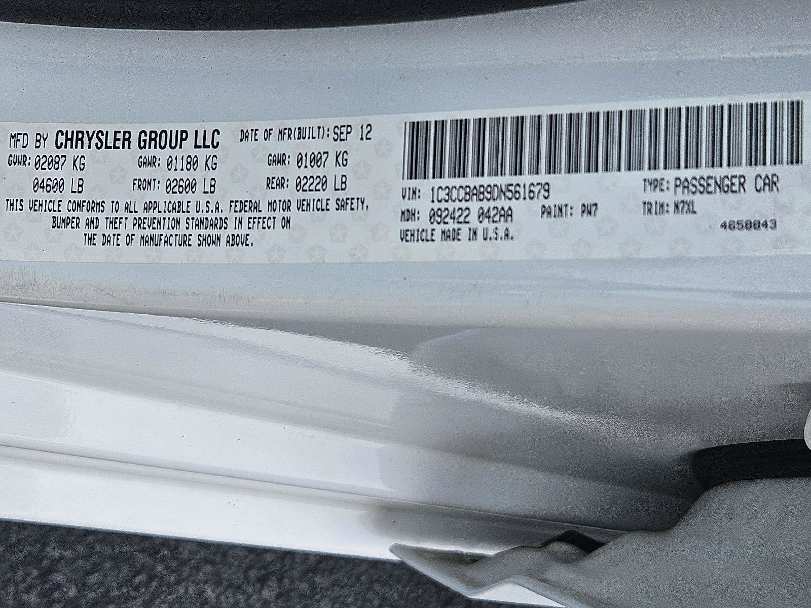 Used 2013 Chrysler 200 LX FWD image 30
