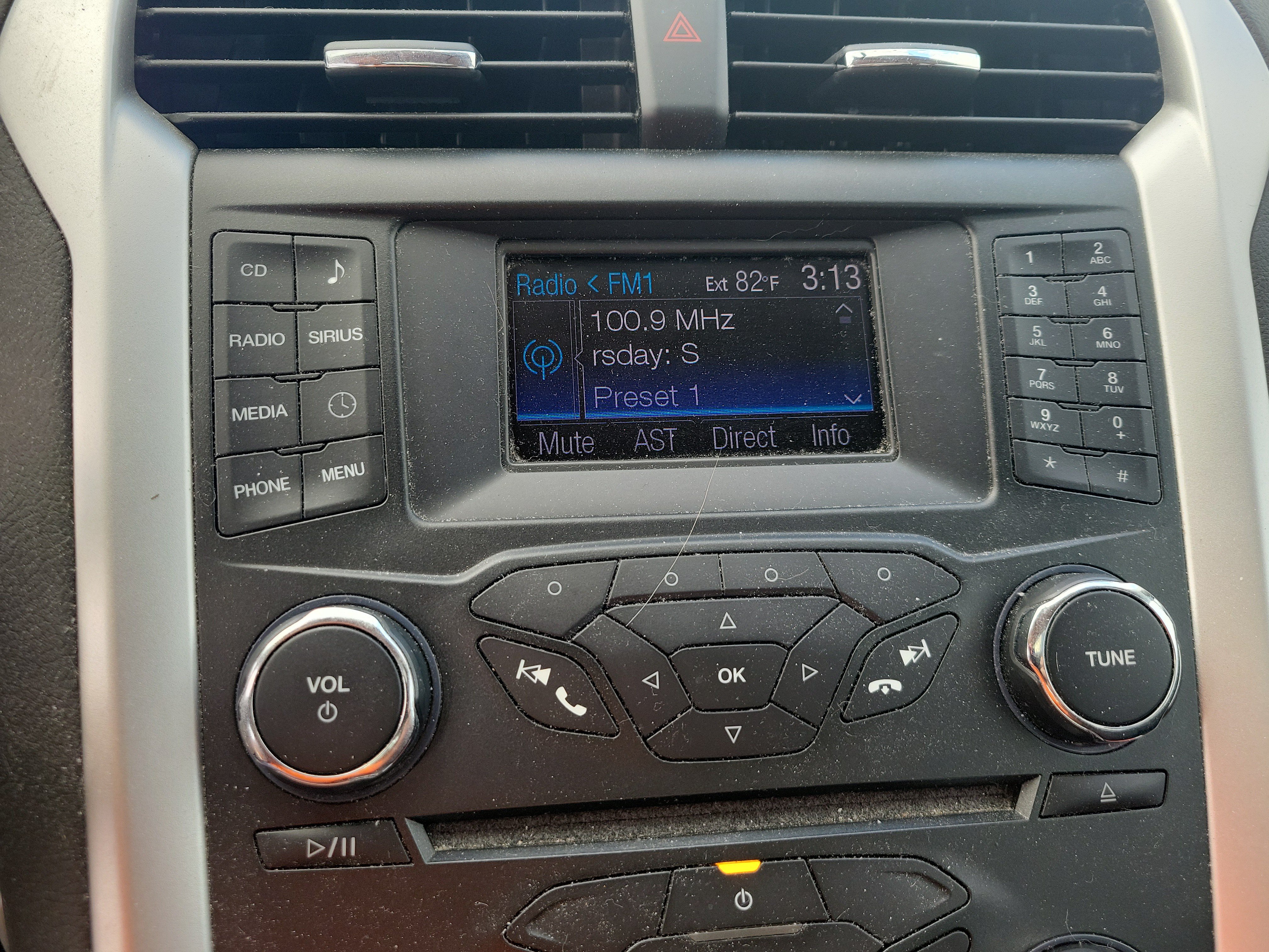 Used 2013 Ford Fusion SE FWD image 20
