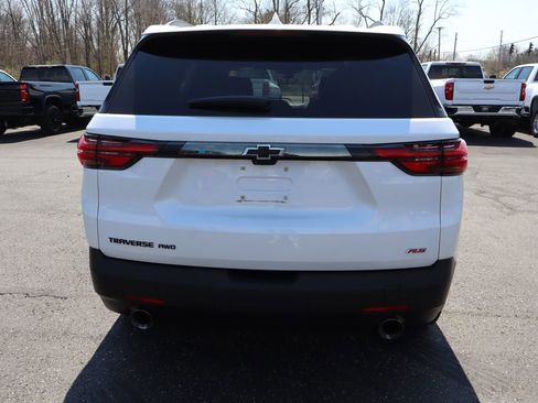 Used 2023 Chevrolet Traverse RS image 37