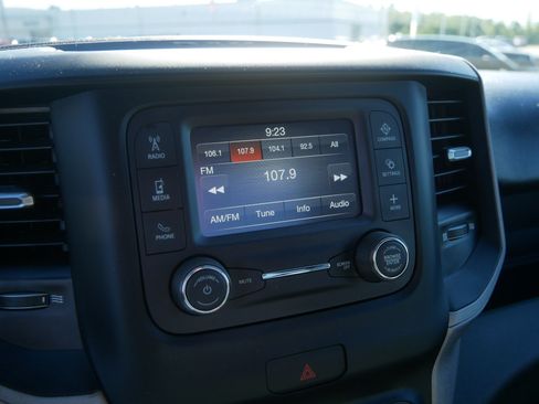 Used 2024 RAM 2500 Tradesman w/ Snow Chief Group AWD/4WD image 30