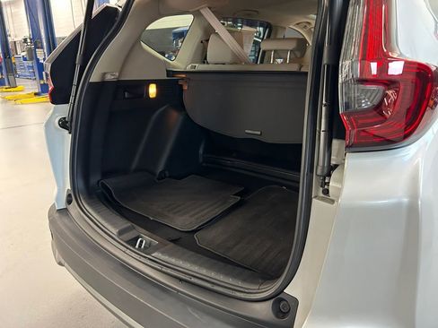 Used 2022 Honda CR-V Touring image 29
