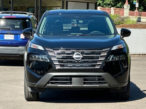 New 2026 Nissan Rogue SV AWD/4WD image 10
