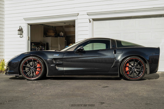 Used 2012 Chevrolet Corvette ZR1 w/ 3ZR Preferred Equipment Group RWD image 2