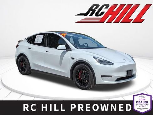 Used 2022 Tesla Model Y Performance AWD/4WD image 1