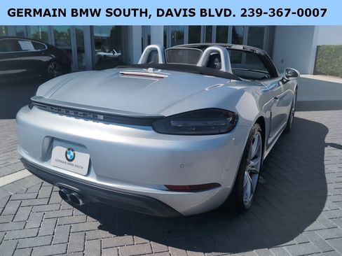 Used 2017 Porsche 718 Boxster S image 6