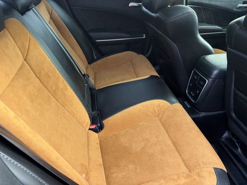 Used 2022 Dodge Charger Scat Pack RWD image 11