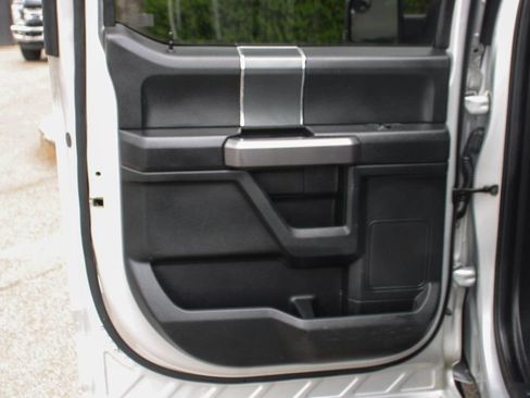 Used 2019 Ford F150 XLT w/ Equipment Group 302A Luxury RWD image 30