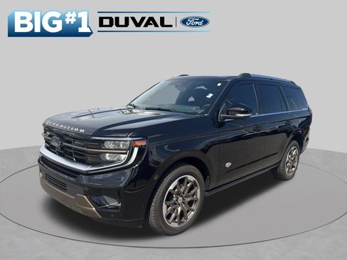 Used 2025 Ford Expedition King Ranch AWD/4WD image 3