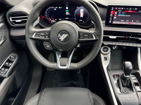 Used 2024 Dodge Hornet R/T w/ R/T Blacktop Package image 18