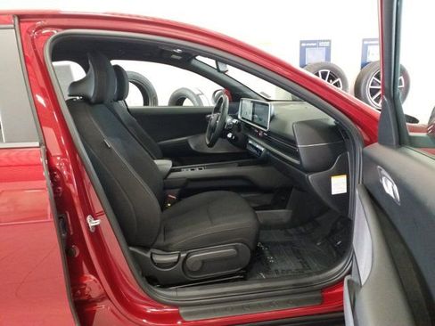 Used 2024 Hyundai Ioniq 6 SE RWD image 15