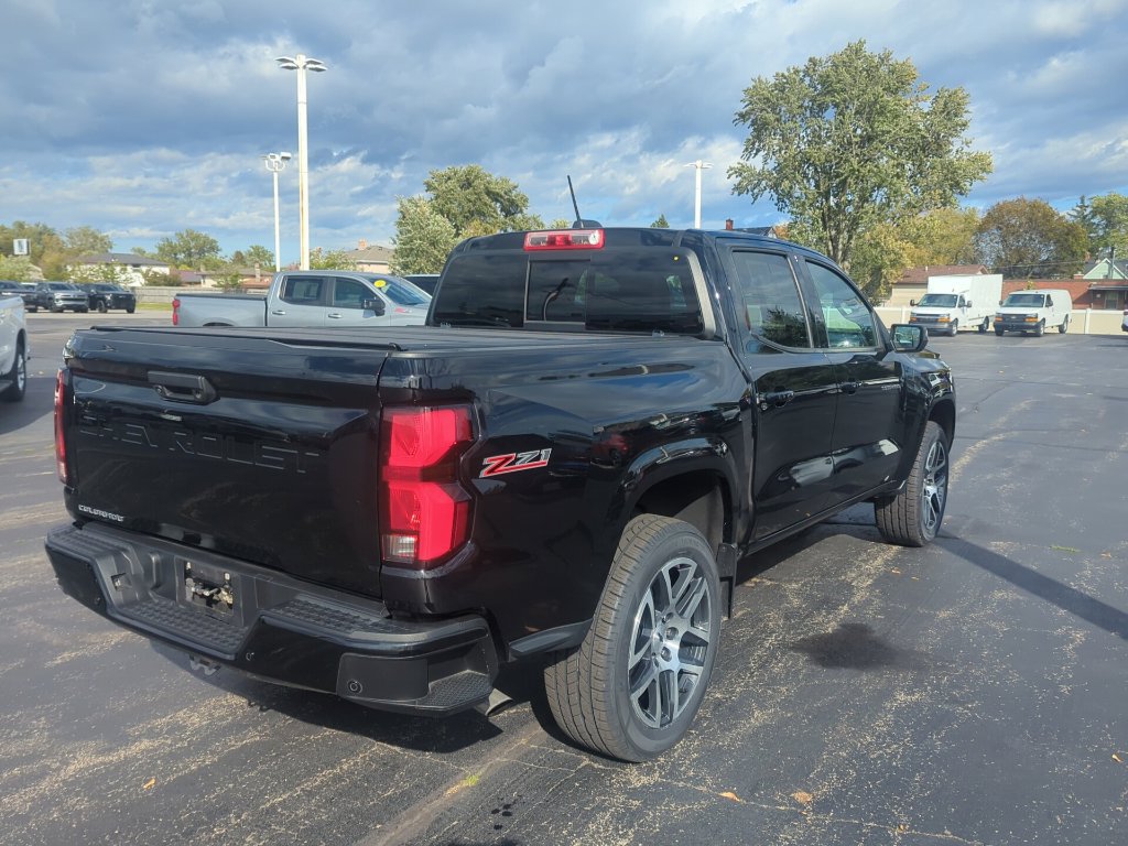 Certified 2023 Chevrolet Colorado Z71 w/ Z71 Convenience Package 2 AWD/4WD image 9