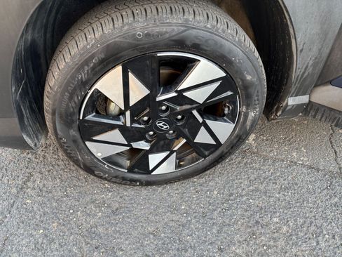 Used 2025 Hyundai Kona SEL image 23