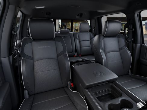 New 2026 RAM 3500 Laramie AWD/4WD image 16