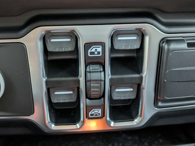New 2027 Jeep Wrangler Unlimited Sahara AWD/4WD image 23