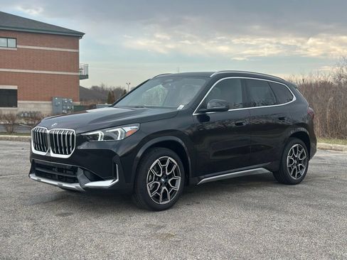 New 2026 BMW X1 xDrive28i w/ Technology Package AWD/4WD image 3