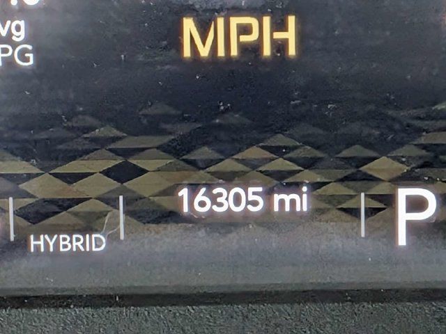 Used 2024 Jeep Wrangler Unlimited AWD/4WD image 27