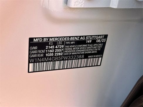 Used 2023 Mercedes-Benz GLB 250 GLB 250 image 33