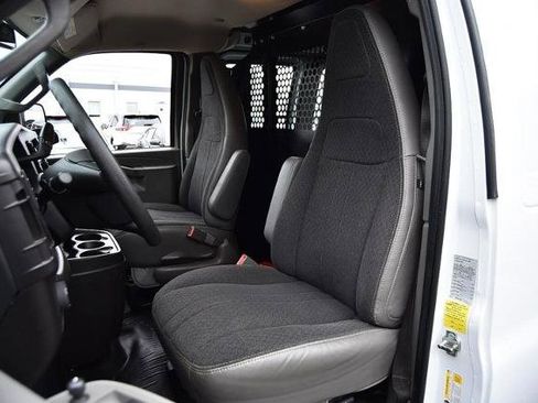 Used 2024 GMC Savana 2500 w/ Driver Convenience Package image 19