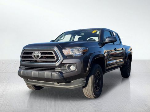 Used 2020 Toyota Tacoma SR5 image 2
