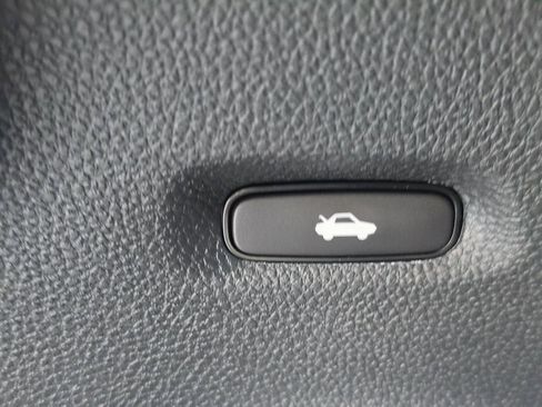 Used 2025 Honda Civic Sport image 19