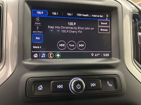 Certified 2022 Chevrolet Silverado 1500 Custom AWD/4WD image 14