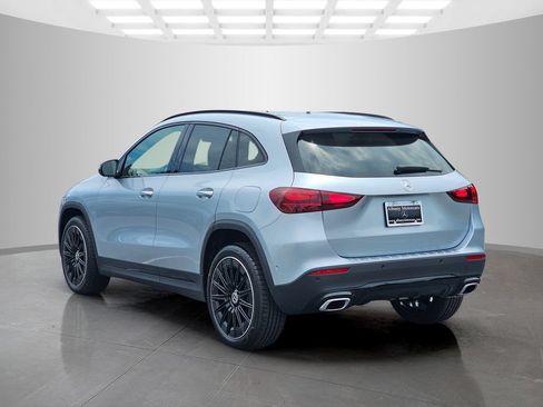 New 2026 Mercedes-Benz GLA 250 image 4
