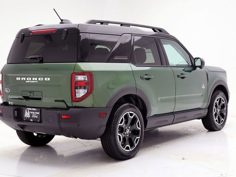 Used 2025 Ford Bronco Sport Outer Banks w/ Outer Banks Tech Package+ AWD/4WD image 9