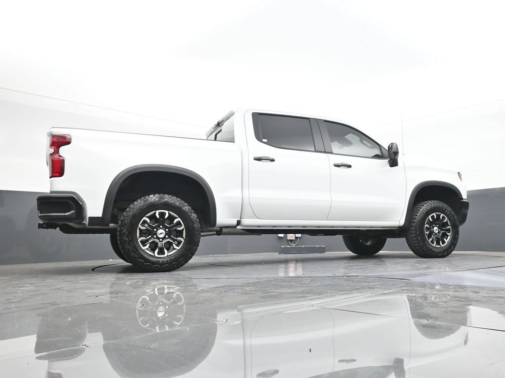 Used 2024 Chevrolet Silverado 1500 ZR2 w/ Technology Package AWD/4WD image 50