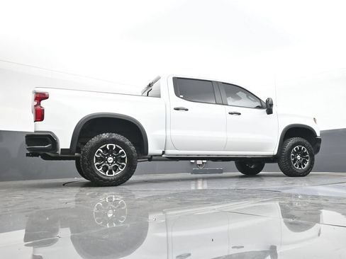 Used 2024 Chevrolet Silverado 1500 ZR2 w/ Technology Package AWD/4WD image 50