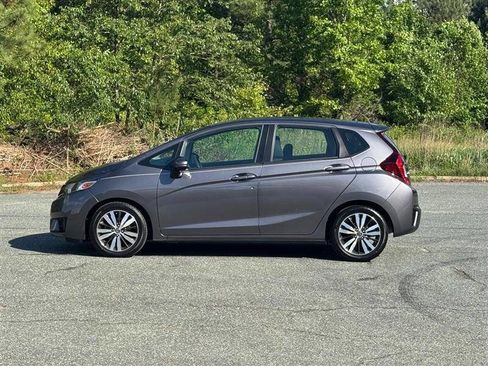 Used 2017 Honda Fit EX image 3