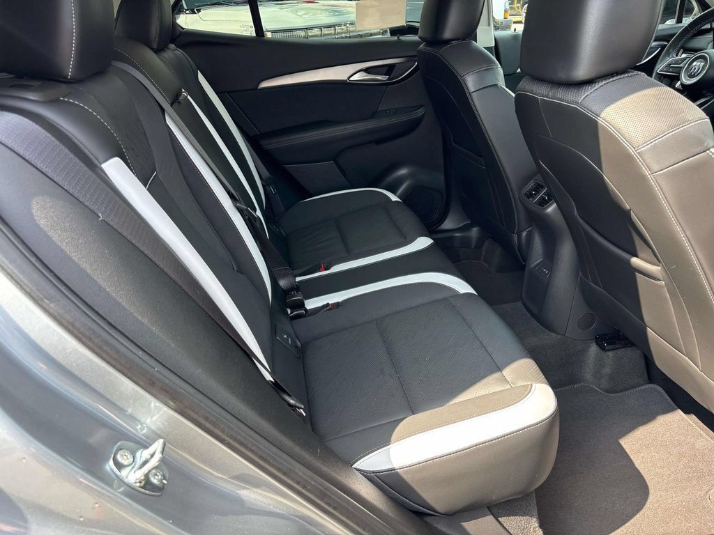 Used 2025 Buick Envision Sport Touring AWD/4WD image 16