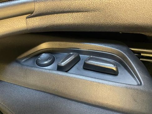 Used 2025 Toyota Camry LE image 10