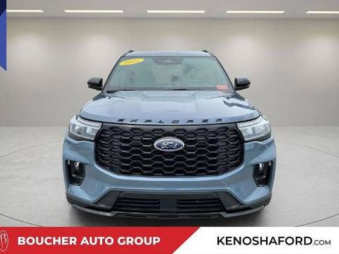 Certified 2025 Ford Explorer ST-Line AWD/4WD image 2