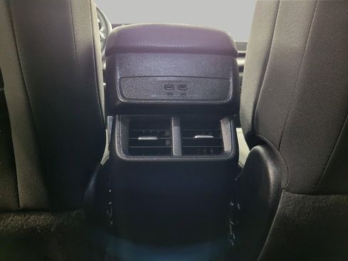 Used 2025 Chevrolet Equinox LT image 23