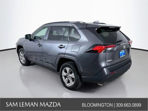 Used 2024 Toyota RAV4 XLE AWD/4WD image 5