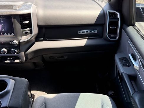 Used 2021 RAM 1500 Big Horn AWD/4WD image 12