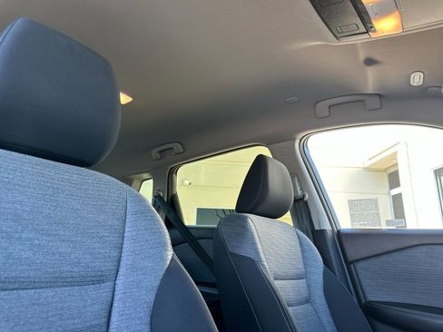 Used 2023 Nissan Rogue SV image 17