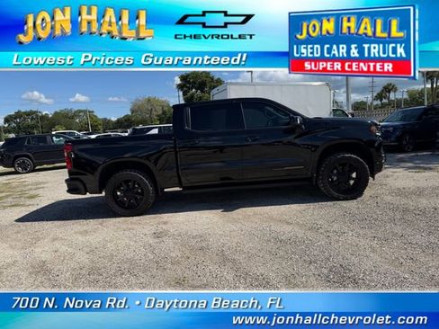 Used 2025 Chevrolet Silverado 1500 High Country w/ Midnight Edition AWD/4WD image 16