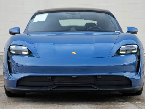 Used 2021 Porsche Taycan RWD image 7