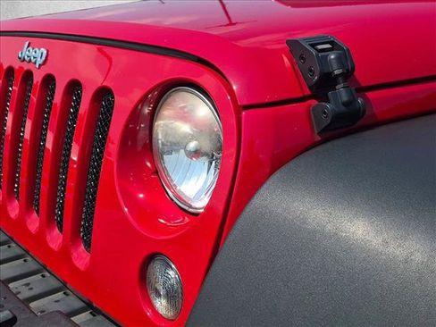 Used 2014 Jeep Wrangler Unlimited Sport AWD/4WD image 8