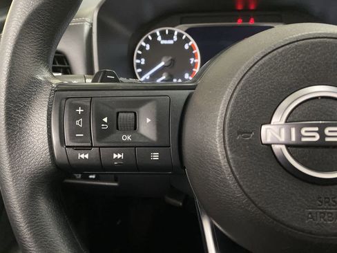 Used 2024 Nissan Rogue SV image 20