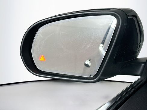 Used 2024 Mercedes-Benz EQB 250+ image 16