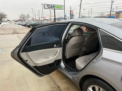 Used 2016 Hyundai Sonata SE image 17