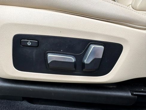 Used 2019 BMW X3 sDrive30i w/ Driving Assistance Package image 11