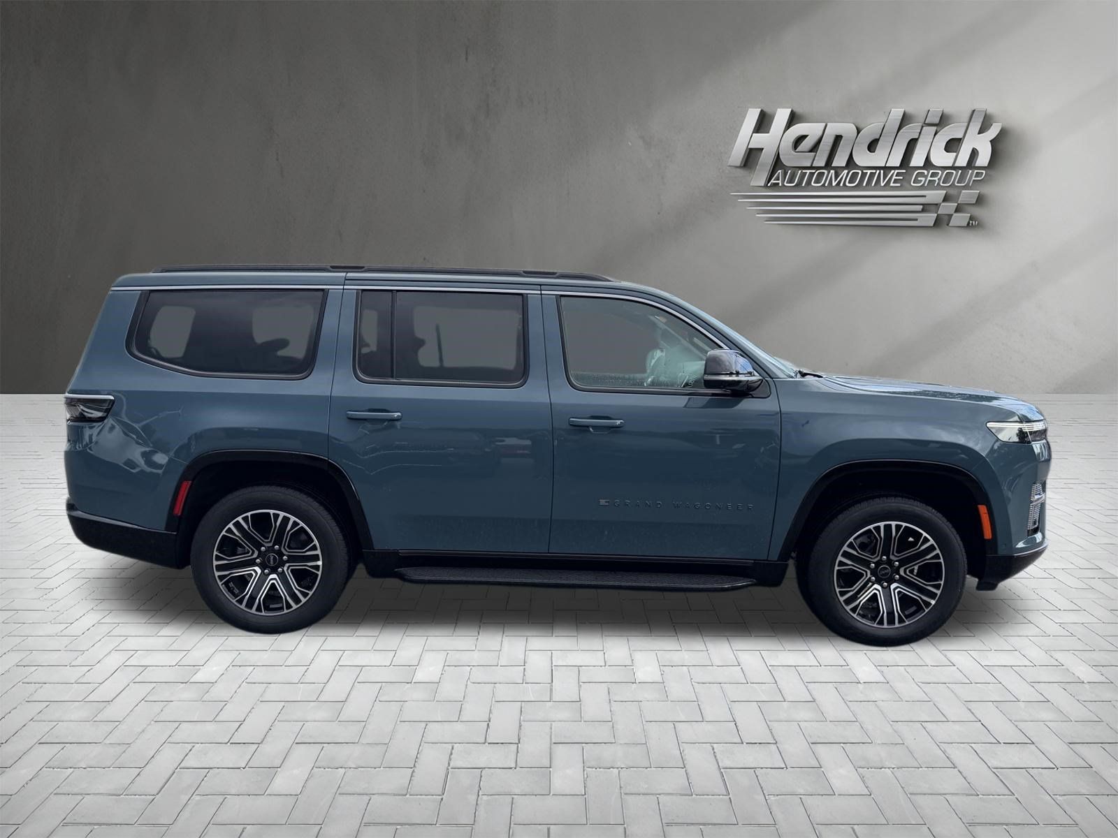 Used 2026 Jeep Grand Wagoneer 4WD w/ Premium Group I image 10