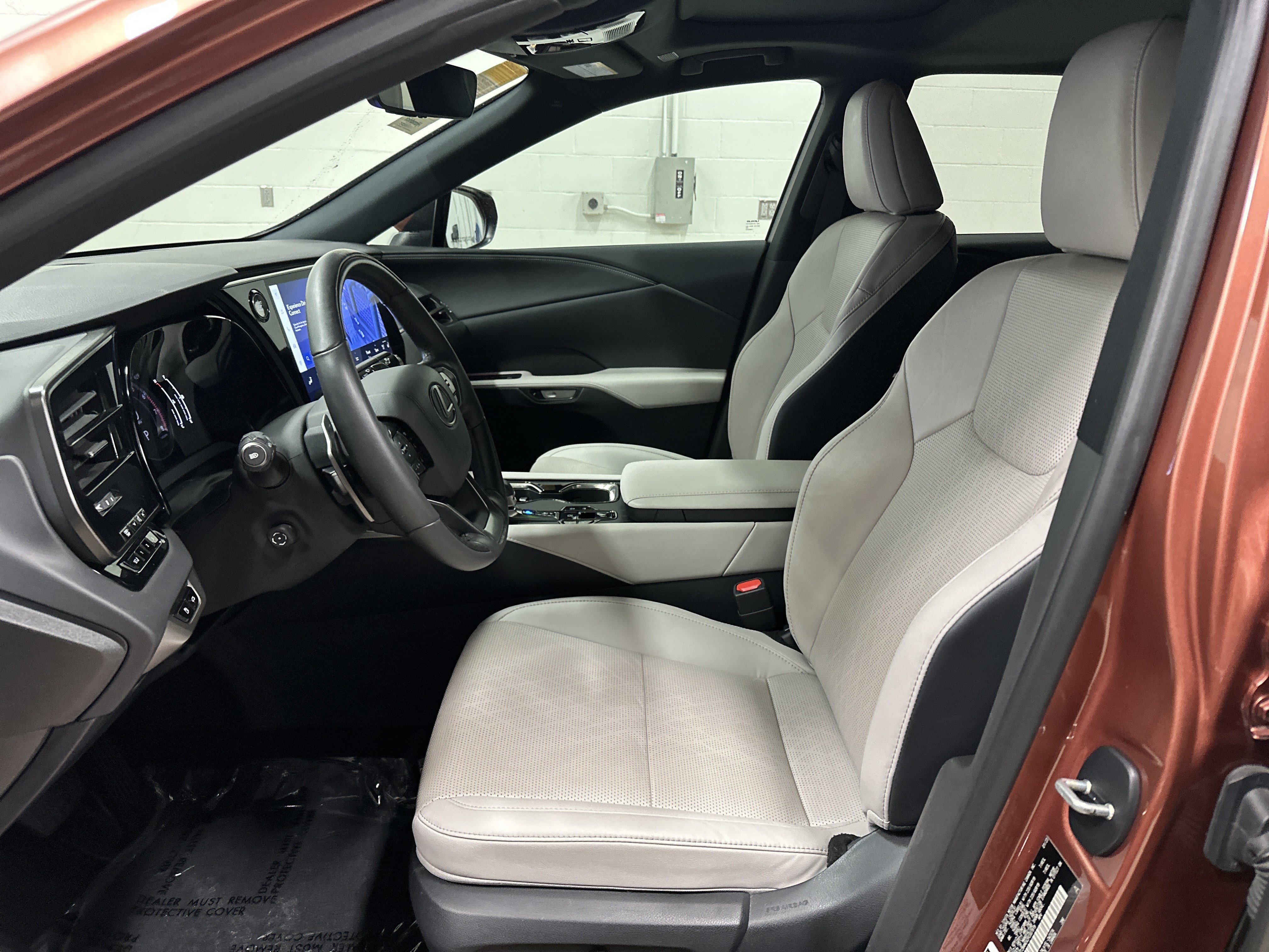 Certified 2023 Lexus RX 350 Premium Plus w/ Cold Area Package AWD/4WD image 16
