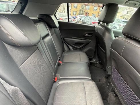 Used 2018 Chevrolet Trax LT w/ LT Convenience Package image 35