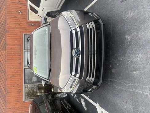 Used 2019 Toyota Highlander Limited image 10